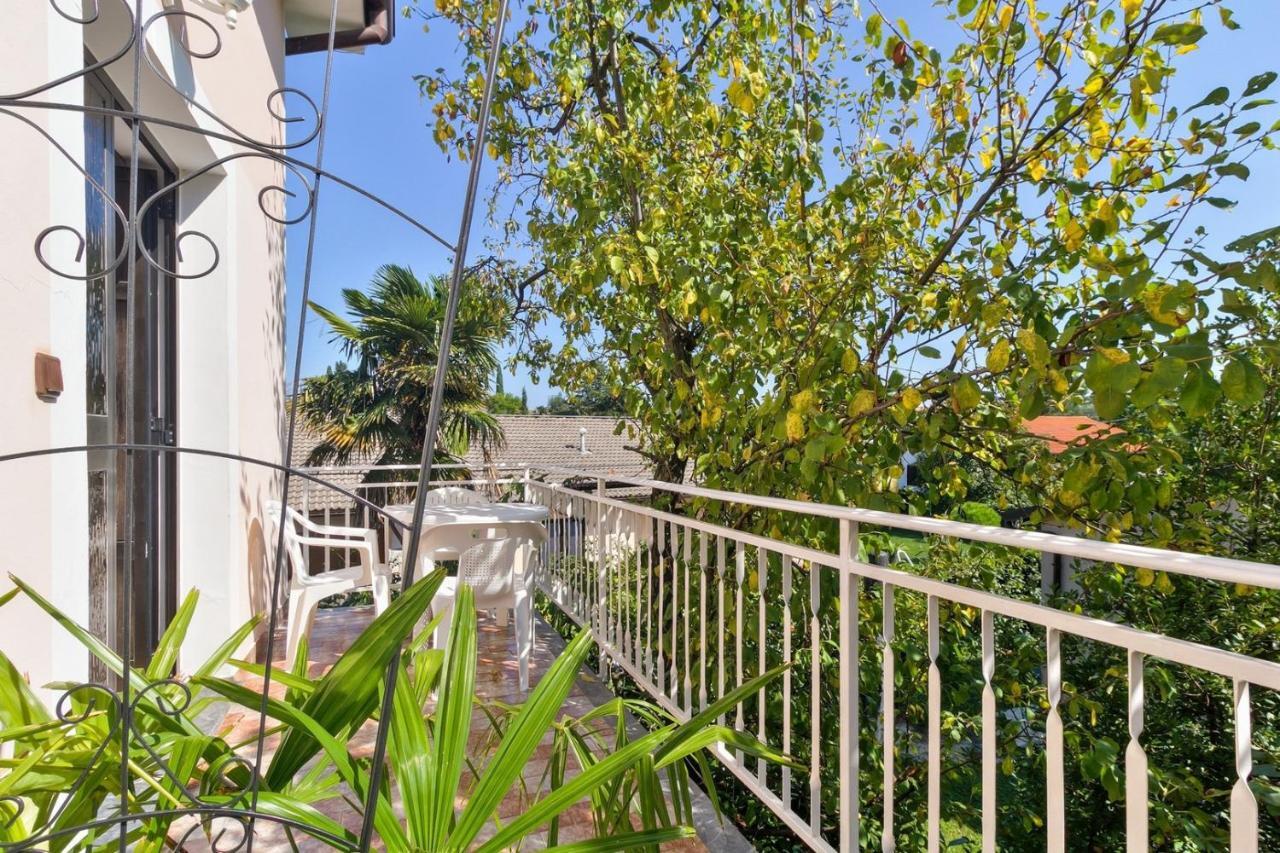 Gino House With Apartments Savudrija Exterior photo